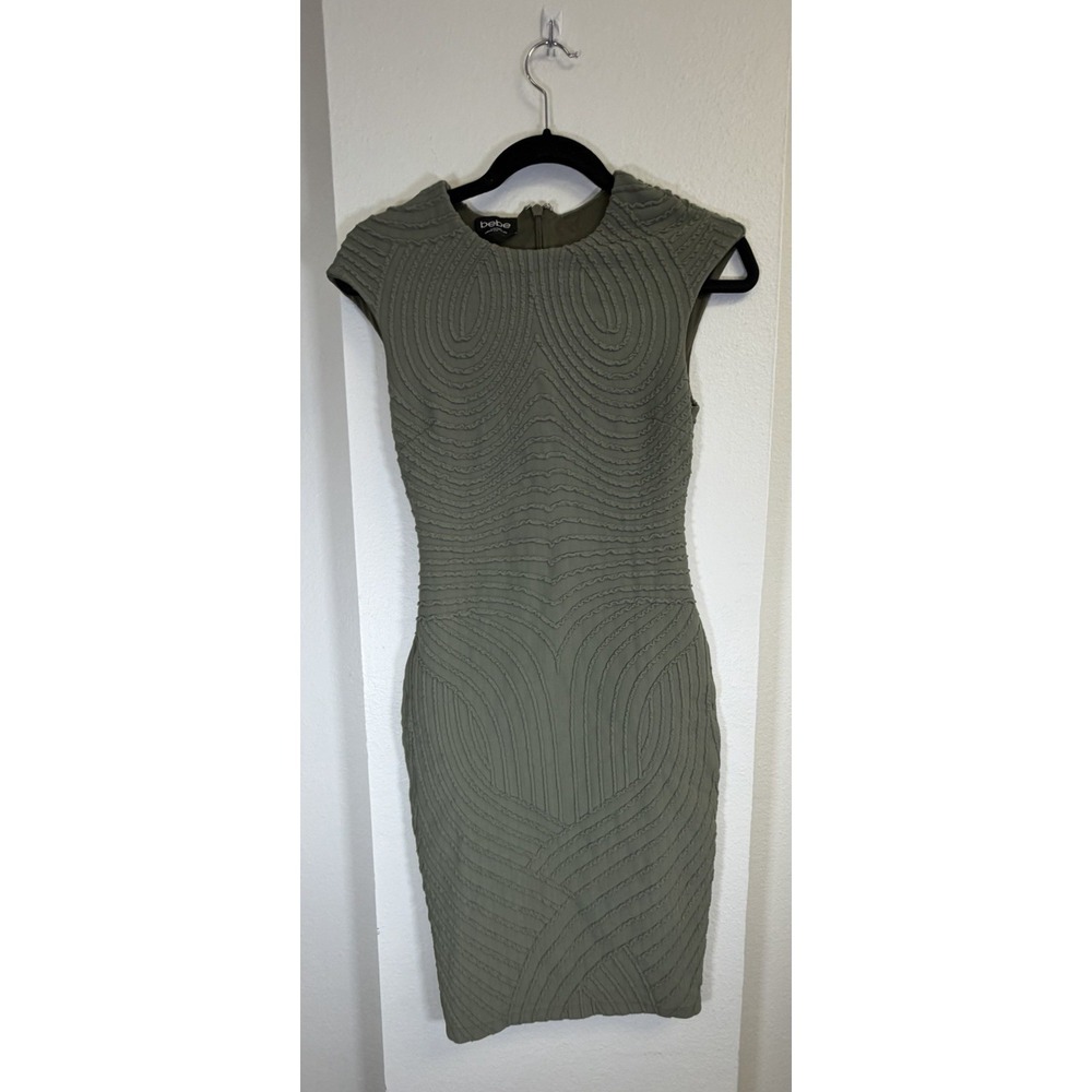 BEBE Dusty Olive Textured Geometric Bodycon Dress Cap Sleeve Size M‎ Made in USA